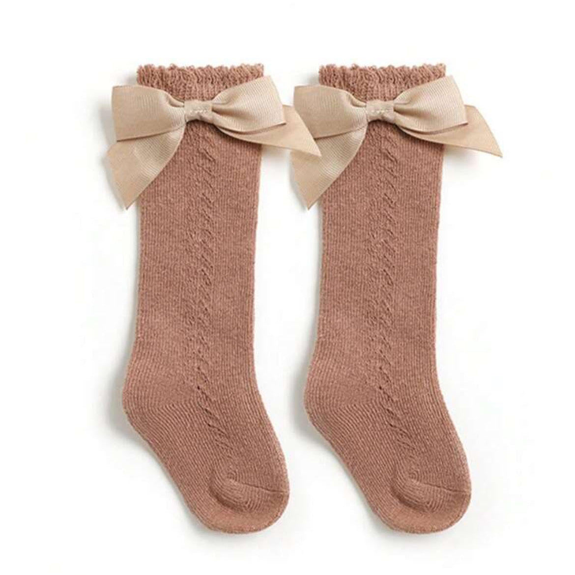 Foxie, the mid-calf bow socks
