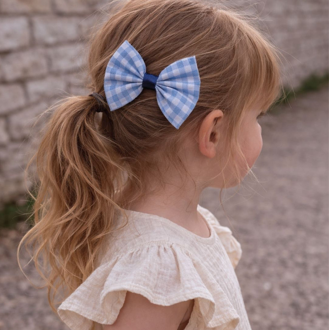 Bow hair clip (various colours available)