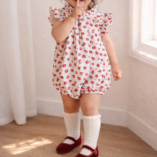 High knee socks with lace for girls