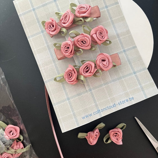 Pink roses (3 hairclips)