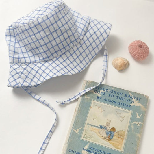 Bucket Hat in Blue Plaid Check