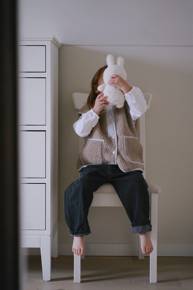 Soft Sherpa Vest (brown or beige)