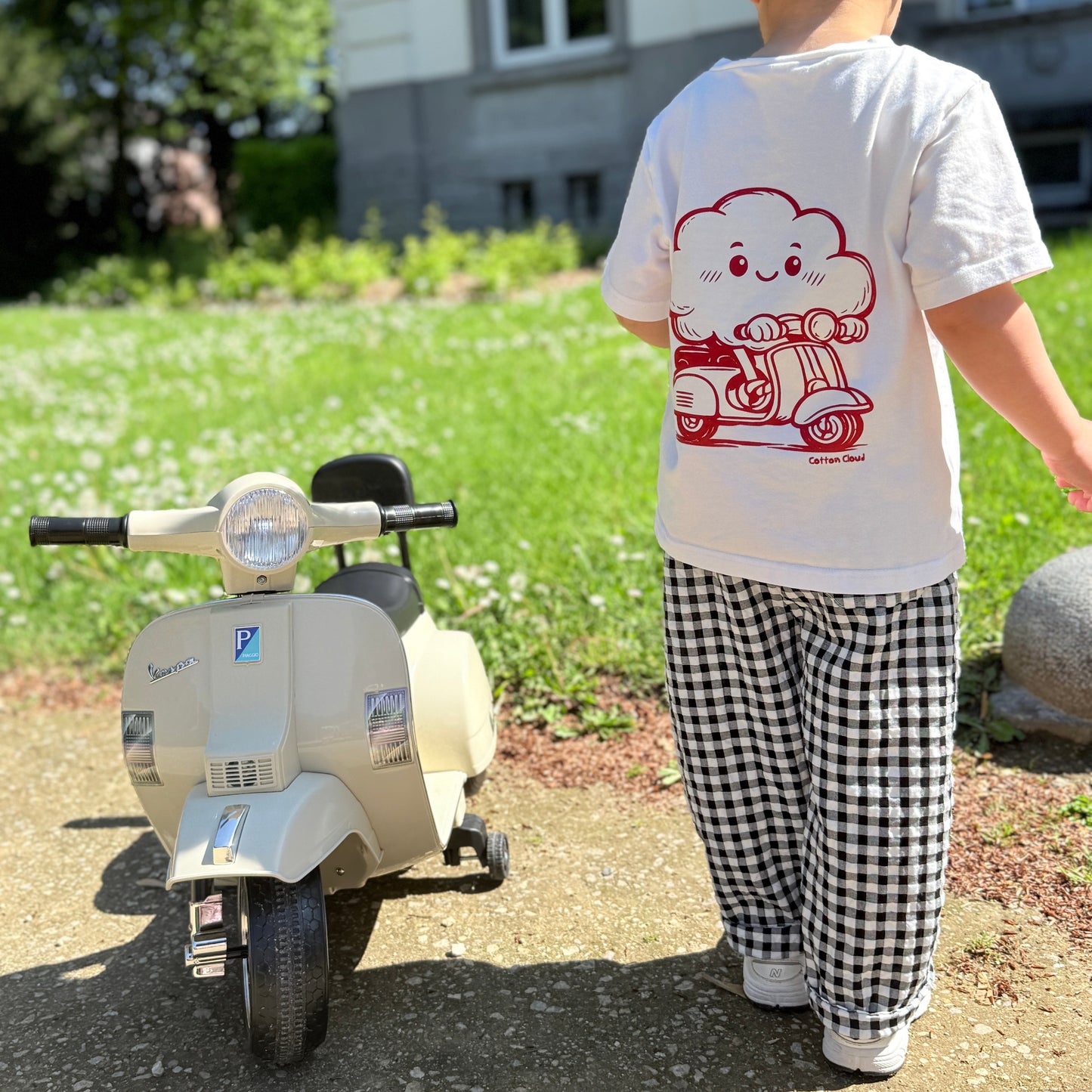 Otto, the Cotton Cloud T-shirt