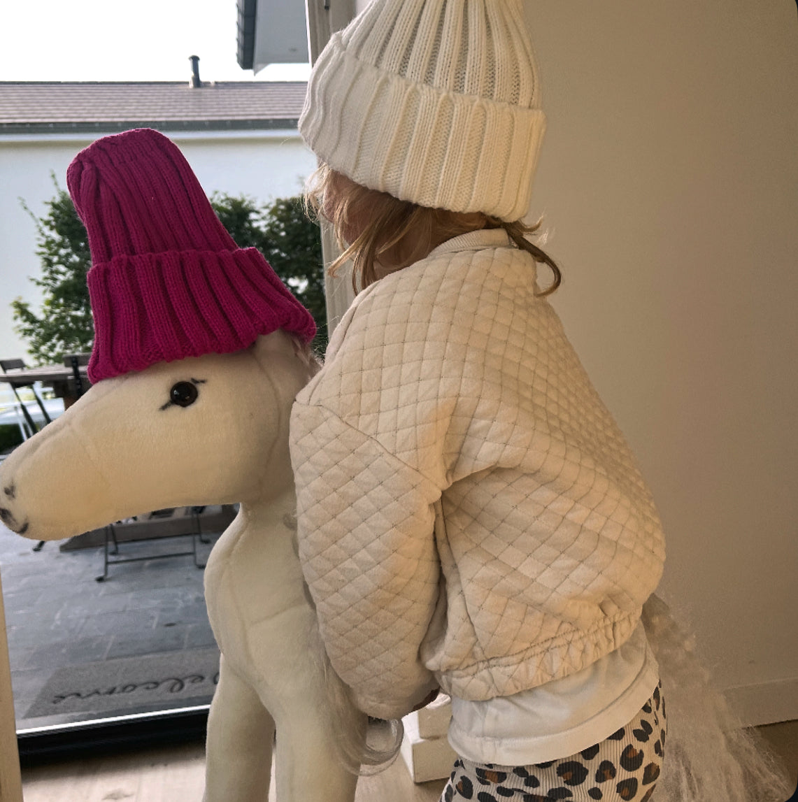 Knitted Unisex Beanie (Multiple Colours)