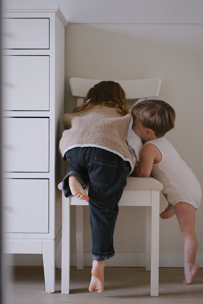 Soft Sherpa Vest (brown or beige)