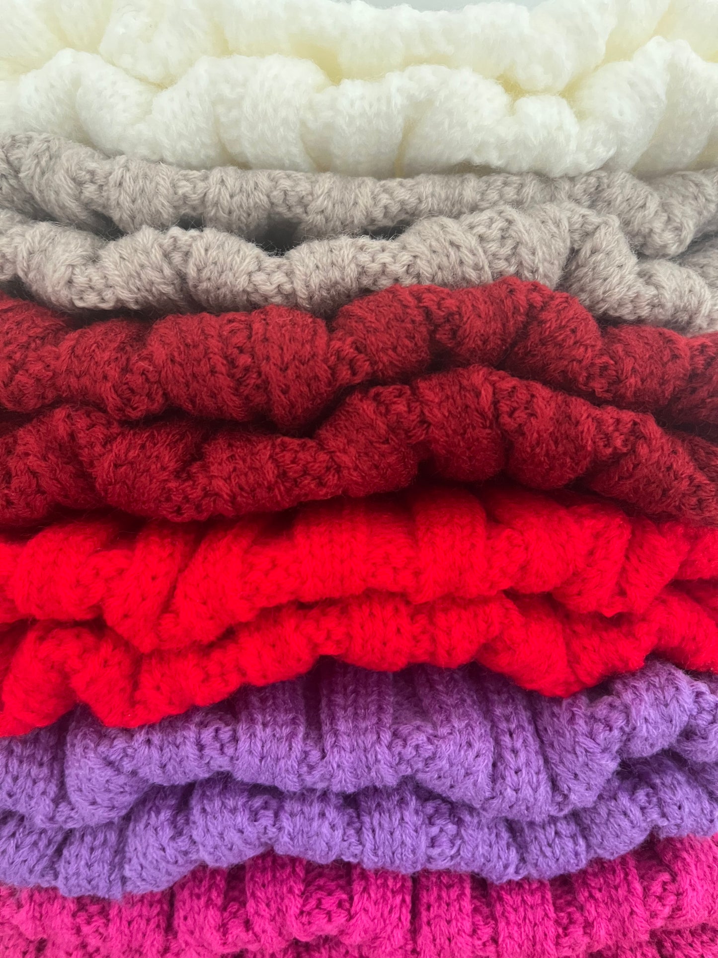 Knitted Unisex Beanie (Multiple Colours)